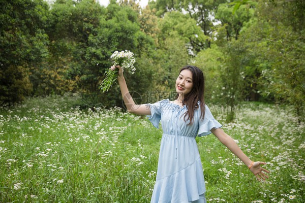 Since everyone is good and can take care of you, take care of a little more. This profession is doomed that she will not have much time to put in her relatives.